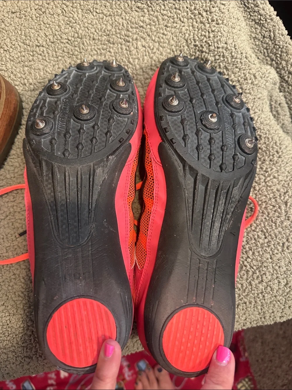 Nike Men's Coral/Black Lightweight Athletic Training Shoes